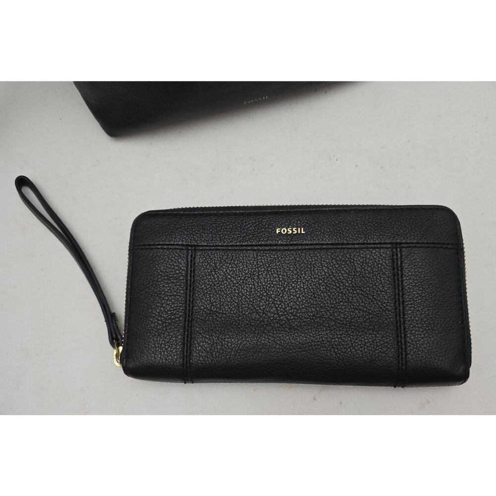 Fossil Beautiful Black Leather Crossbody Bag Purse with Matching Wristlet/Wallet - Picture 3 of 16